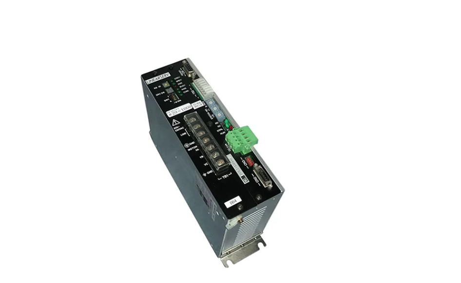 YOKOGAWA UM1LG3-130C-A-1AA-2SA-N/CN  伺服驱动器